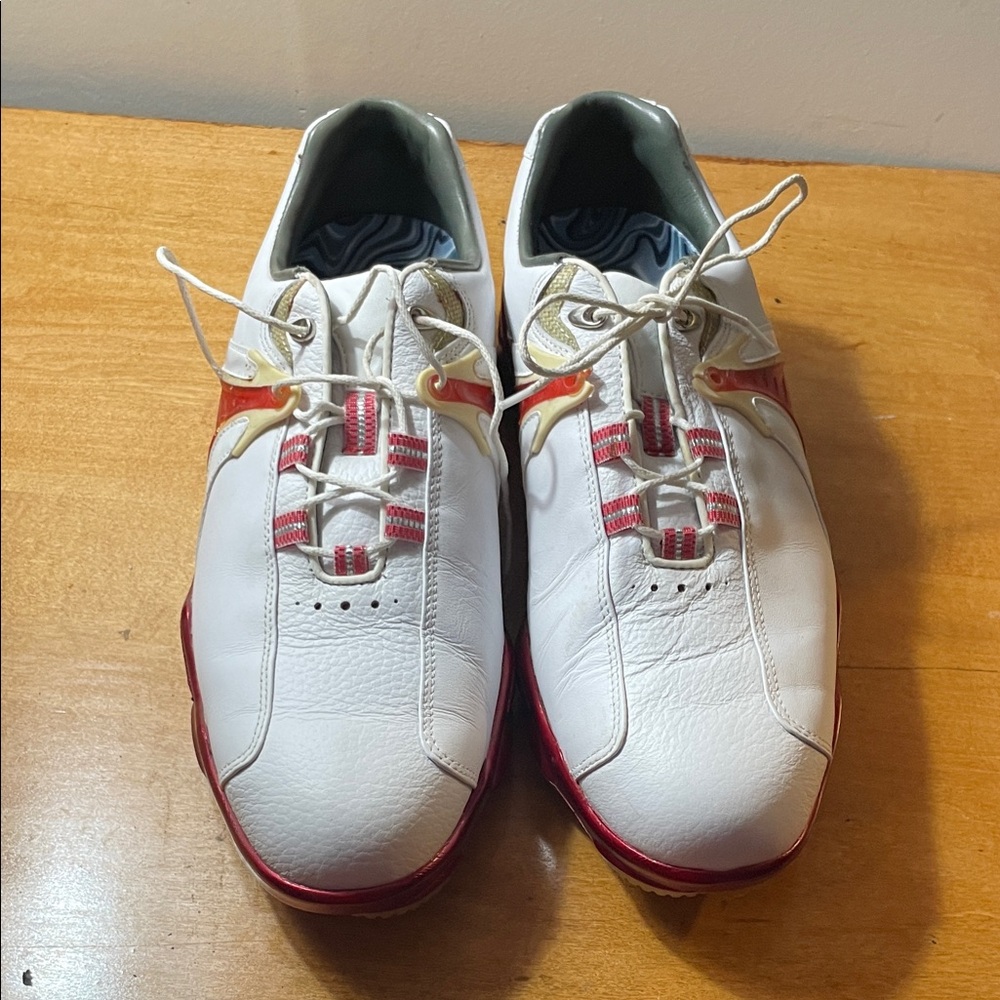 FootJoy White and Red Golf Shoes. Size 10.5 - Picture 2 of 8